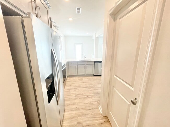 Building Photo - Brand New Paired Home with attached garage...
