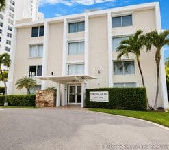 Building Photo - 1527 S Flagler Dr