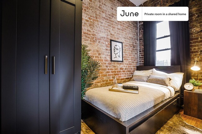 Private bedroom in 4 bed/2 bath Home - Private bedroom in 4 bed/2 bath Home