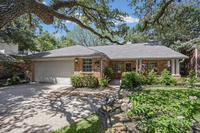 Foto del edificio - 8417 Cornerwood Dr