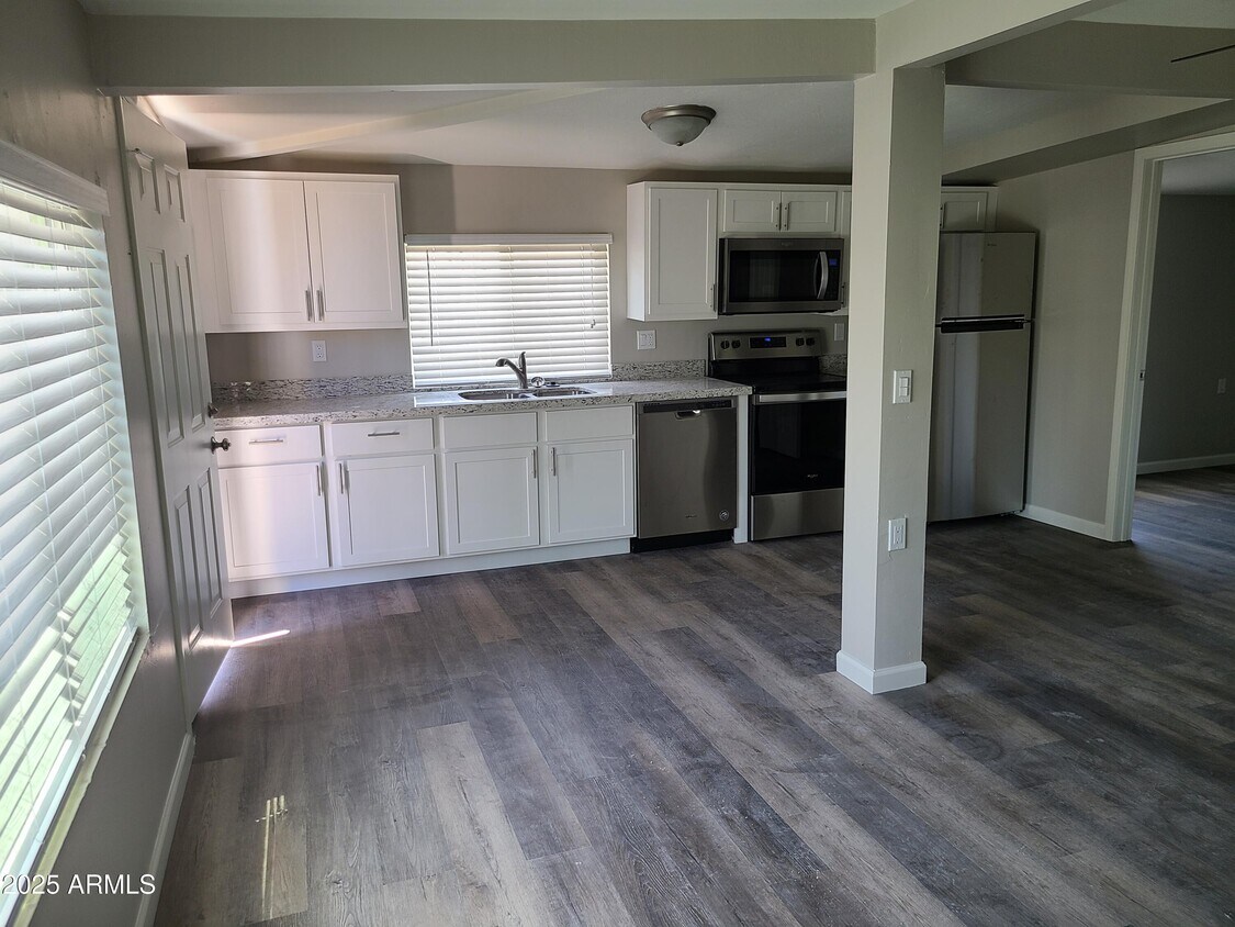 Foto principal - 1222 E Diamond St