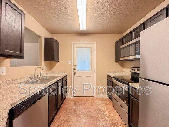 Building Photo - 1547 Chance Ct