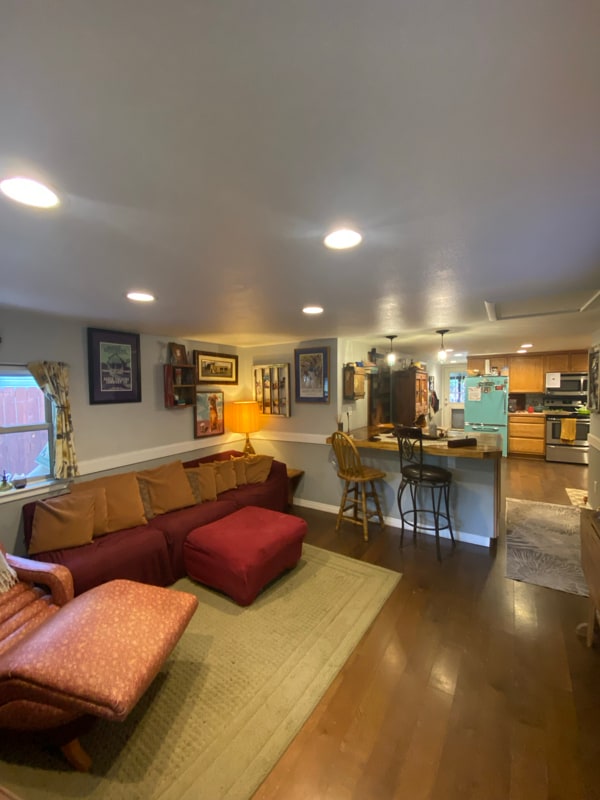 Building Photo - 417 N Loomis Ave