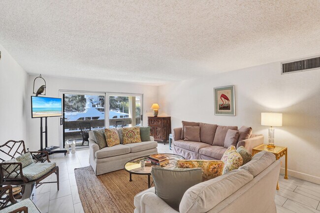 Foto del edificio - 1700 SE 15th St