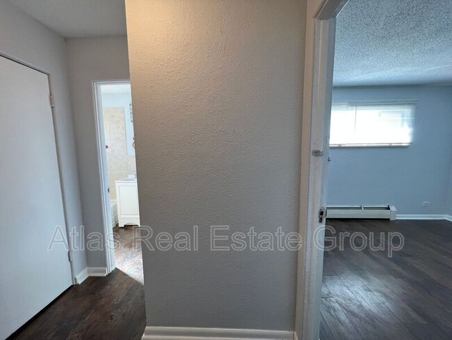 Foto del edificio - 9870 E Montview Blvd