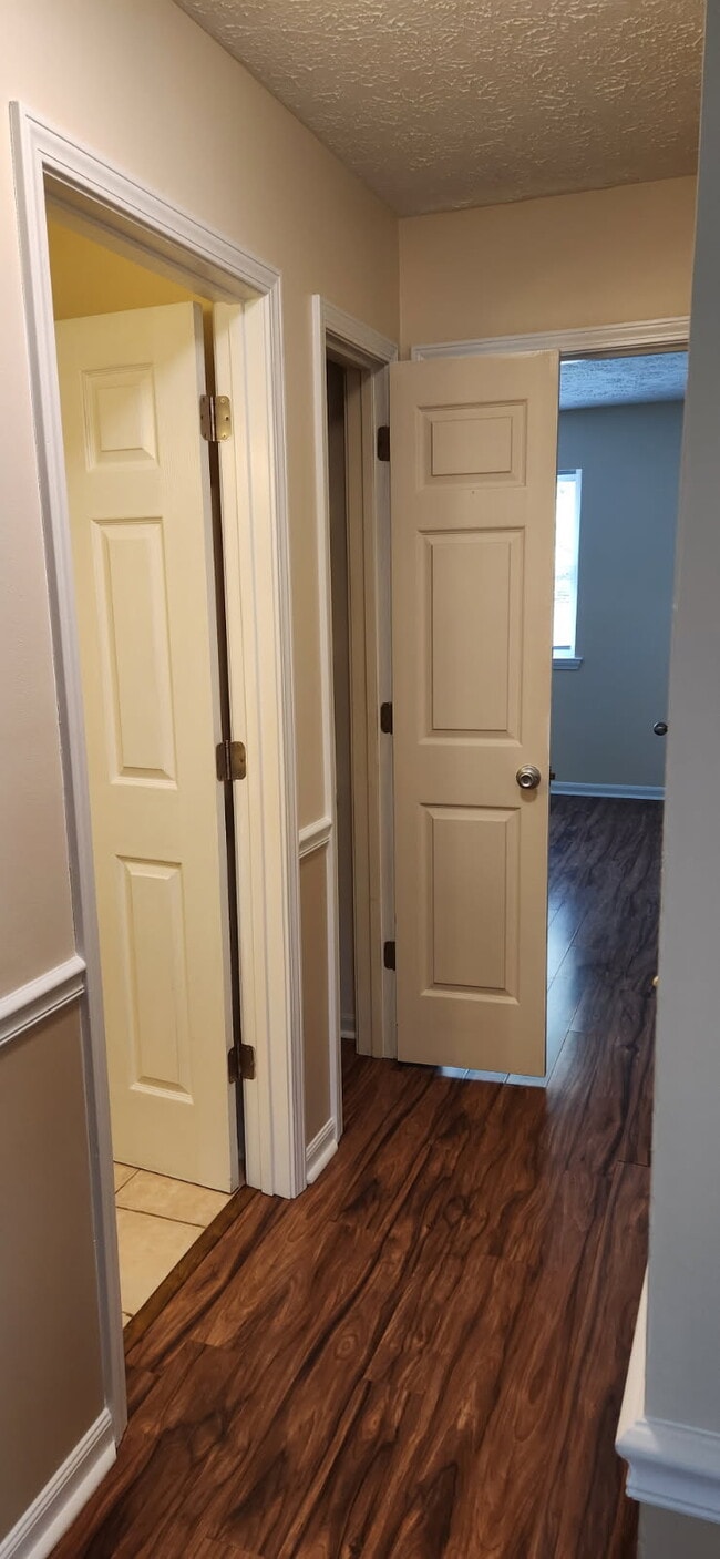 Hallway and linen closet - 355 Magnolia Drive