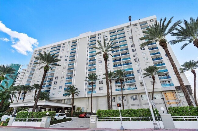 Foto del edificio - 6770 Indian Creek Dr