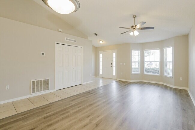Building Photo - 12300 Hickory Forest Rd