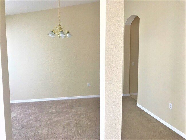 Building Photo - 3480 Hawkin Dr