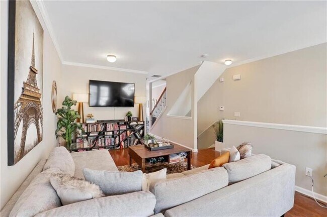 Foto del edificio - 3015 Liberty Way NW
