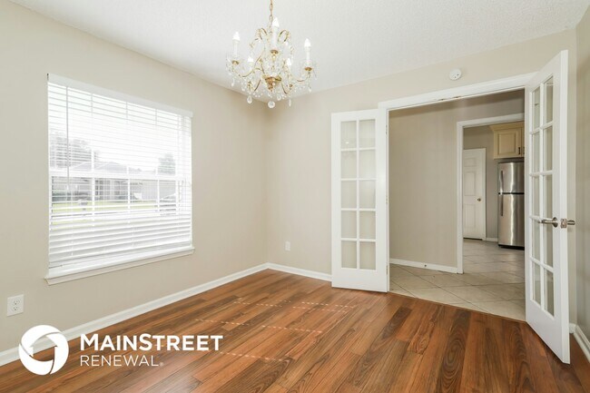 Foto del edificio - 3738 Woodbriar Dr