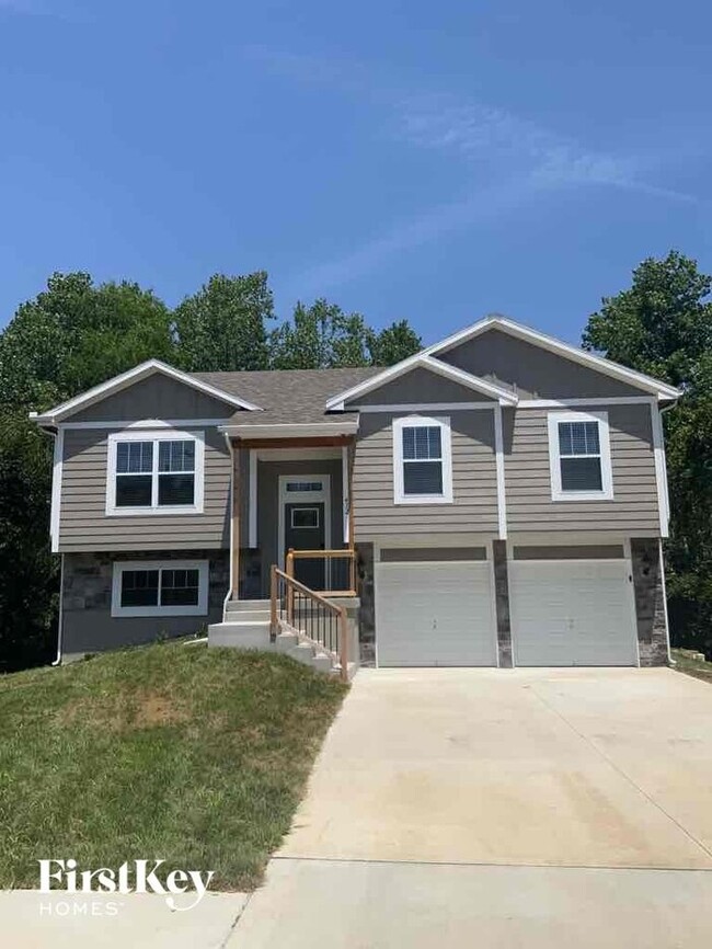 Building Photo - 412 Granite Ct