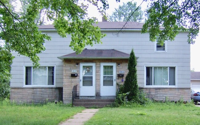 Building Photo - 1815 Rist Ave