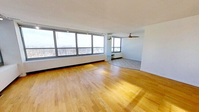 Foto del edificio - 3550 N Lake Shore Dr