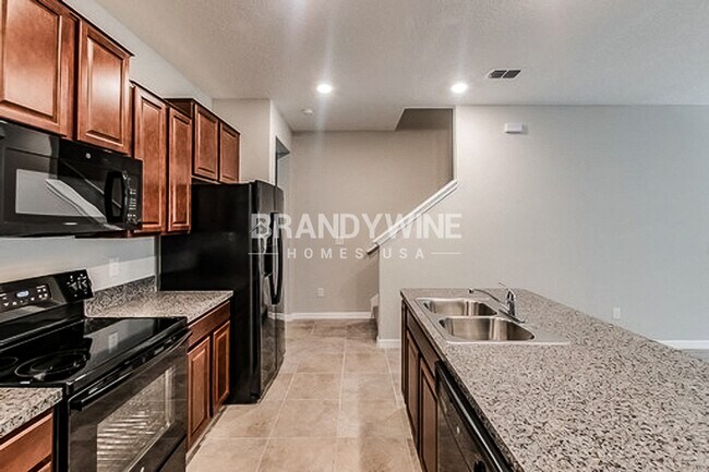 Foto del edificio - Celebrate the New Year with Your Dream Hom...