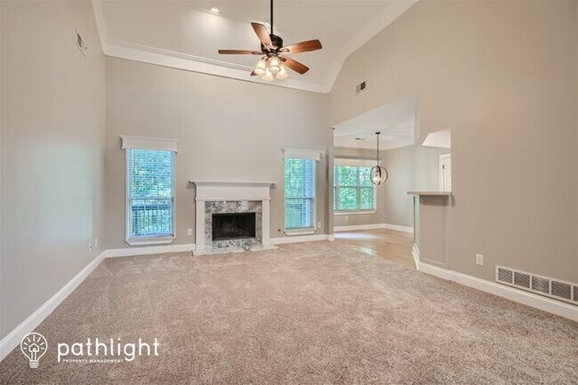 Foto del edificio - 97 Thunder Ridge Drive, Acworth, GA, 30101