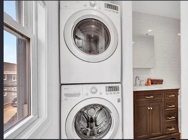 Building Photo - 1703 Webb St