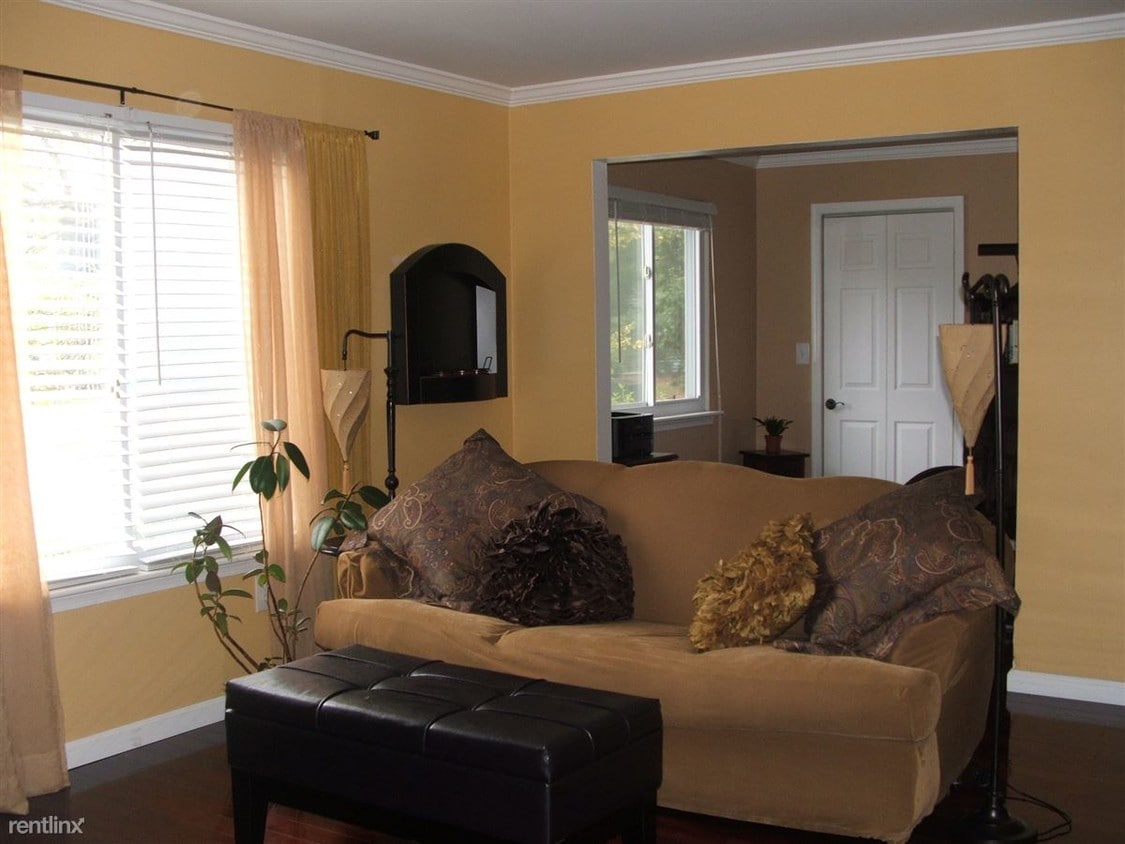 17 Norwich Pl, Somerset, NJ 08873 Condo for Rent in Somerset, NJ