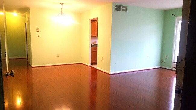 Foto del edificio - 9455 Fairfax Blvd