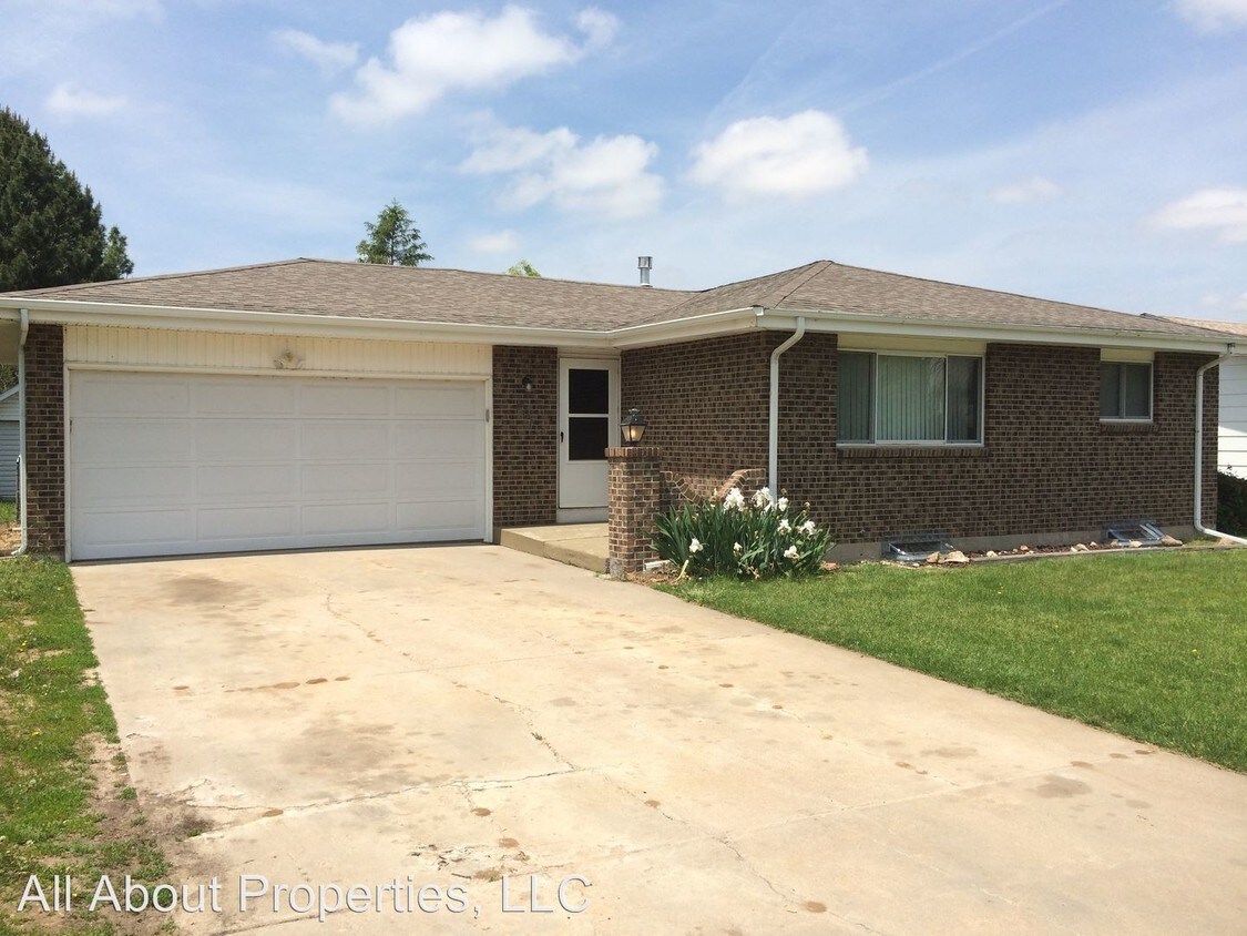 Primary Photo - 501 36th Avenue Ct