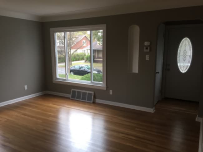 Foto del edificio - 17210 Mapleboro Ave