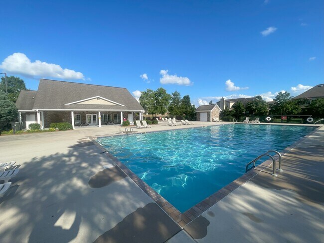 Building Photo - 107 Welbury Ct