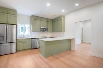 Building Photo - 6942 Eberhart St