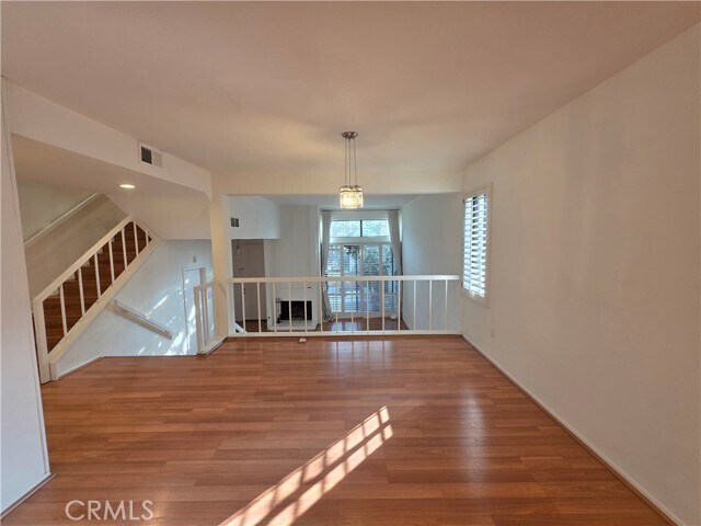 Foto del edificio - 13963 Riverside Dr