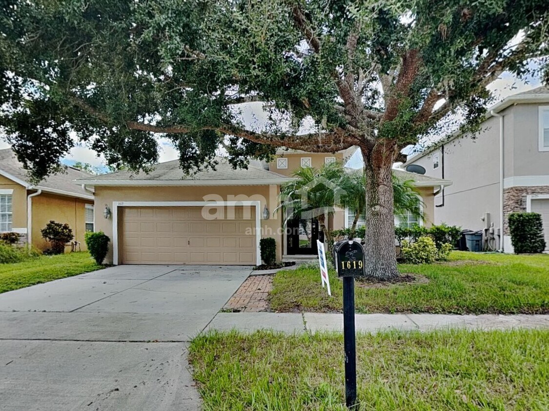 Foto principal - 1619 Lakelet Loop