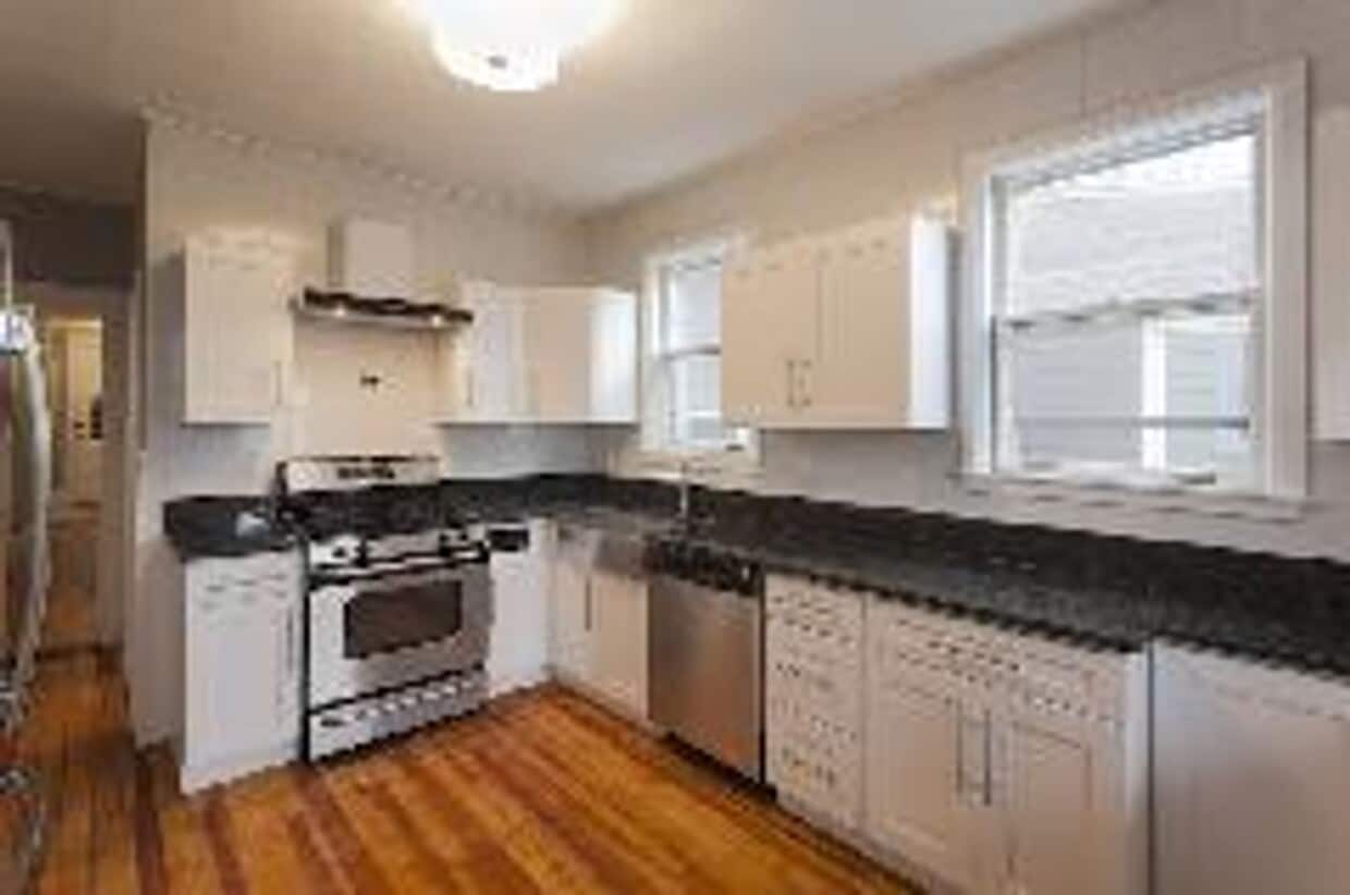 Somerville 5 bed 3 bath - 9/1 - Somerville 5 bed 3 bath - 9/1