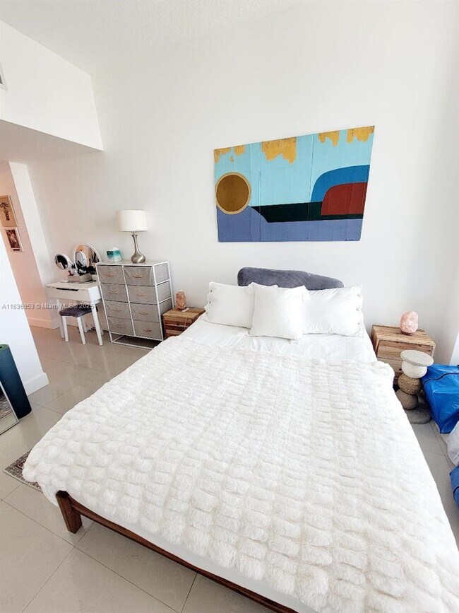 Foto del edificio - 480 NE 30th St