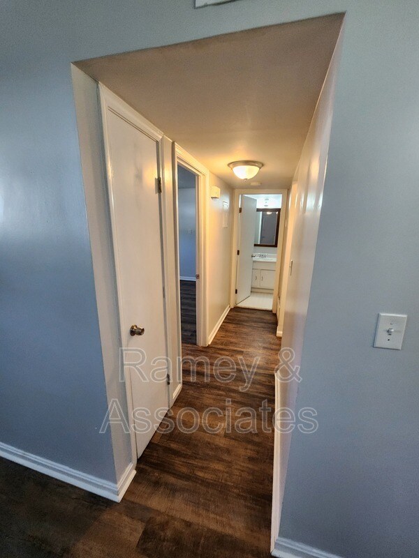 Foto del edificio - 1300 Oakwood Ave