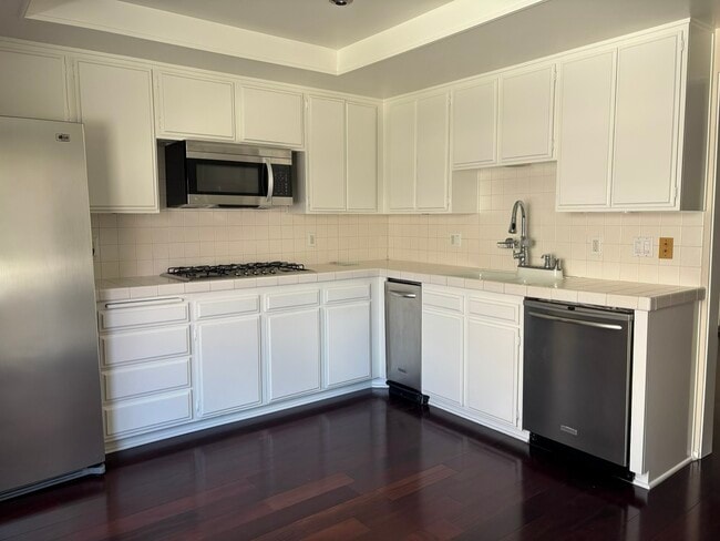 Building Photo - 4541 Alla Rd