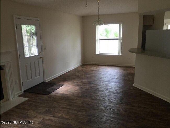 Building Photo - 5058 Acre Estates Dr