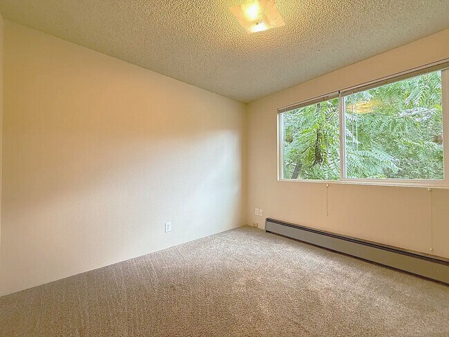 Foto del edificio - 1274 Quincy St