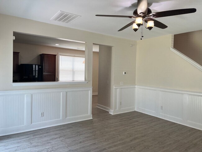 Building Photo - Beautiful 3 Bedroom located in Cane Bay