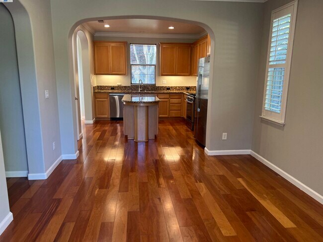 Building Photo - 172 Maidenhair Ct