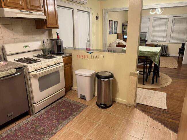 Foto del edificio - 21-12 29th St