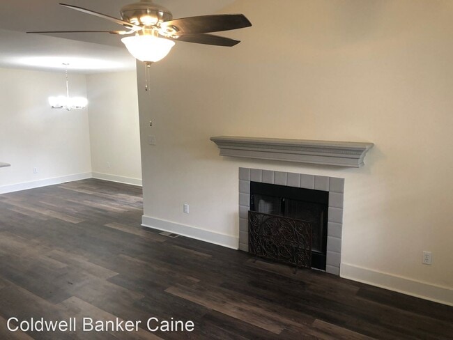 Building Photo - 3 br, 2 bath House - 14 Webster Rd