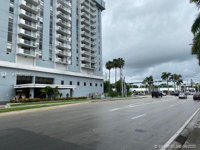 Foto del edificio - 13499 Biscayne Blvd