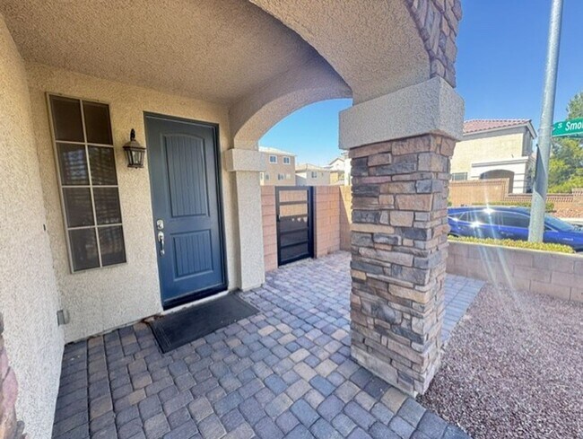 Foto del edificio - 5591 W Brimstone Hill Ave