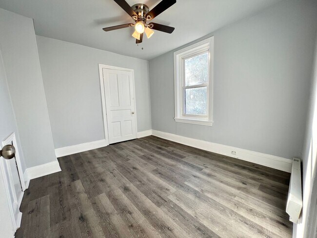 Foto del edificio - 926 W Tabor Rd