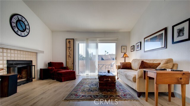 Foto del edificio - 573 Springbrook N