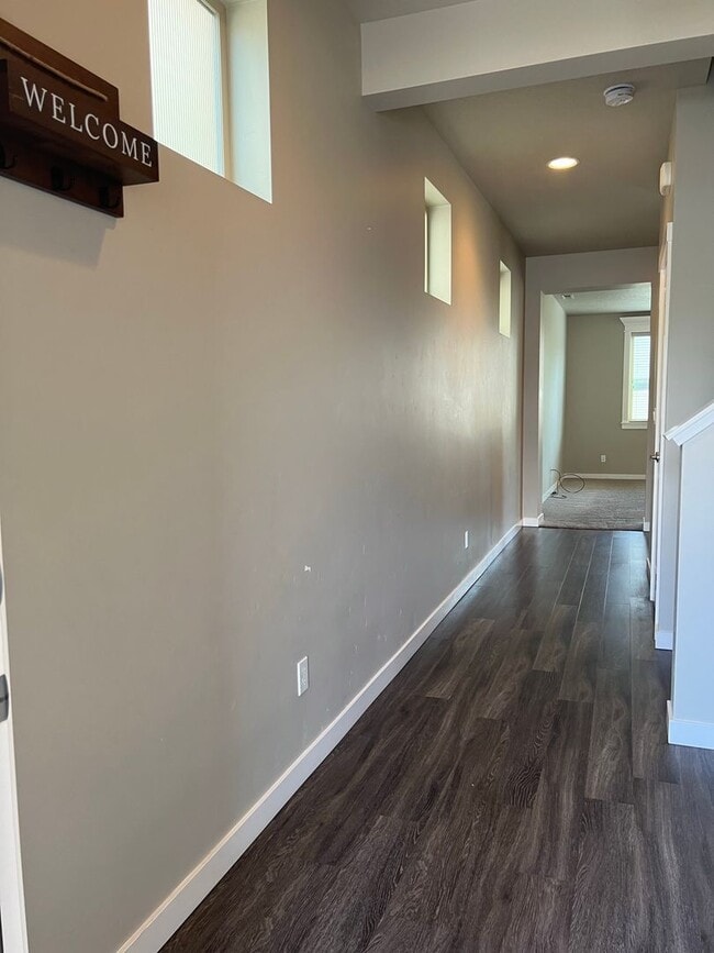 Foto del edificio - Beautiful 4 bed 2.5 bath Blackrock home in the Verado Subd just off N Locust Grove and Ustick Rd