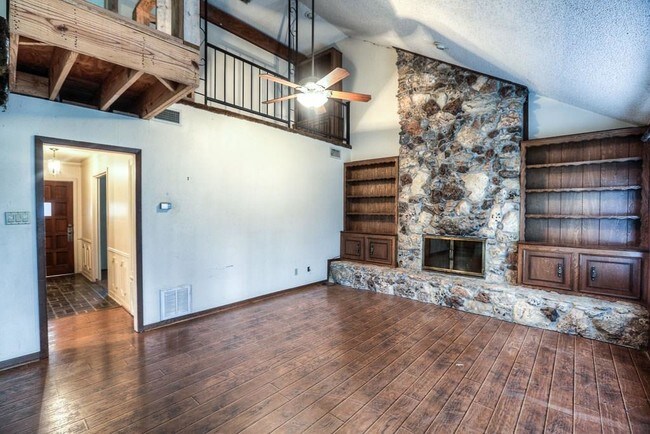 Building Photo - 7622 County Line Rd