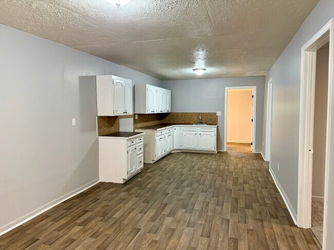 Foto del edificio - 724 Searcy Ave