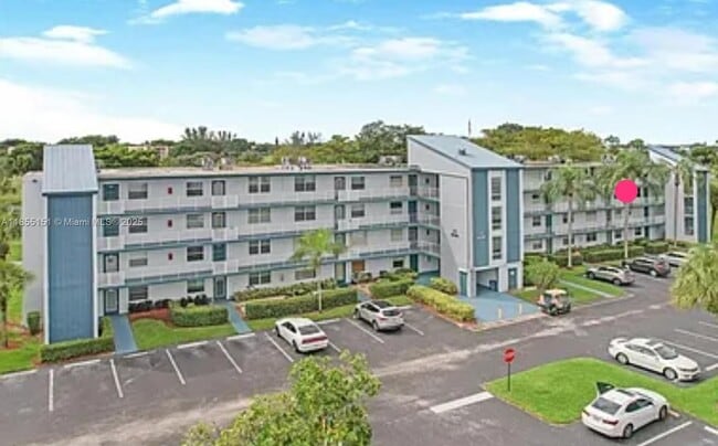 Foto del edificio - 7684 NW 18th St