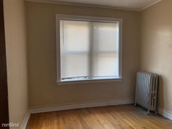 Foto del edificio - 2222 W Devon Ave