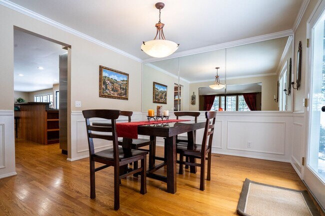 Foto del edificio - 3Bd/2.5Ba Sammamish House