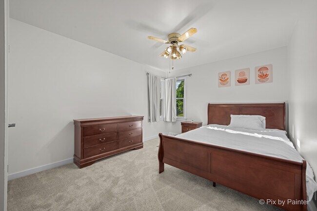 Building Photo - 538 Harold Ave